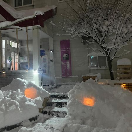 Guest House Chara Hirosaki Bagian luar foto