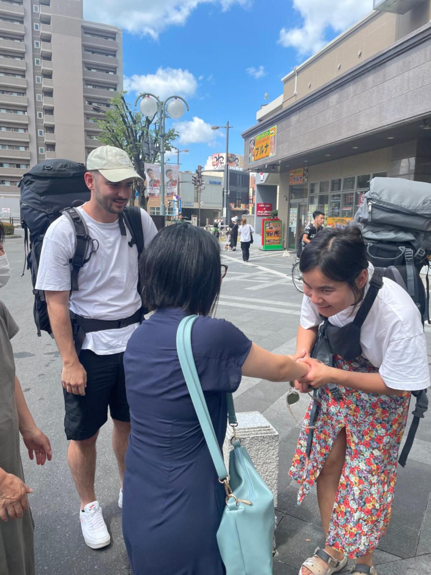 Guest House Chara Hirosaki Bagian luar foto